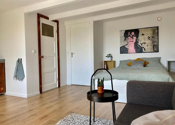 Bright 4th Floor Near The Foodhallen