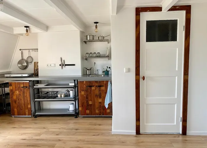 Bright 4th Floor Near The Foodhallen *